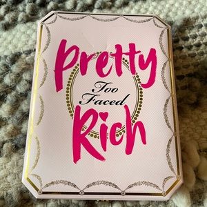 Too faced pretty rich eyeshadow palette